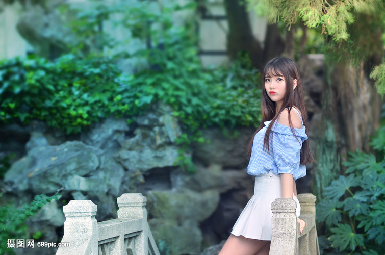 WhispersfromRomanceintheMirror高清未删减